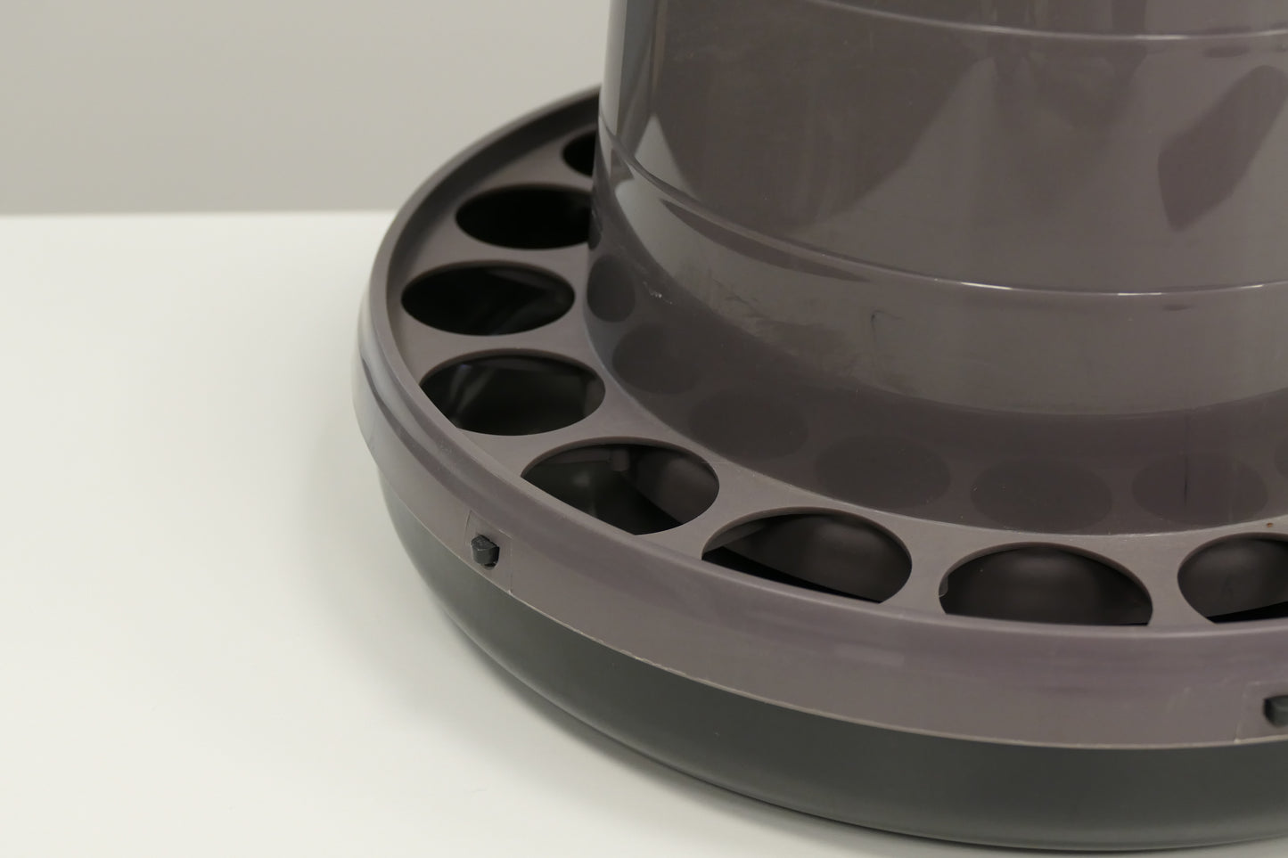 Karmidło dla drobiu 4 kg