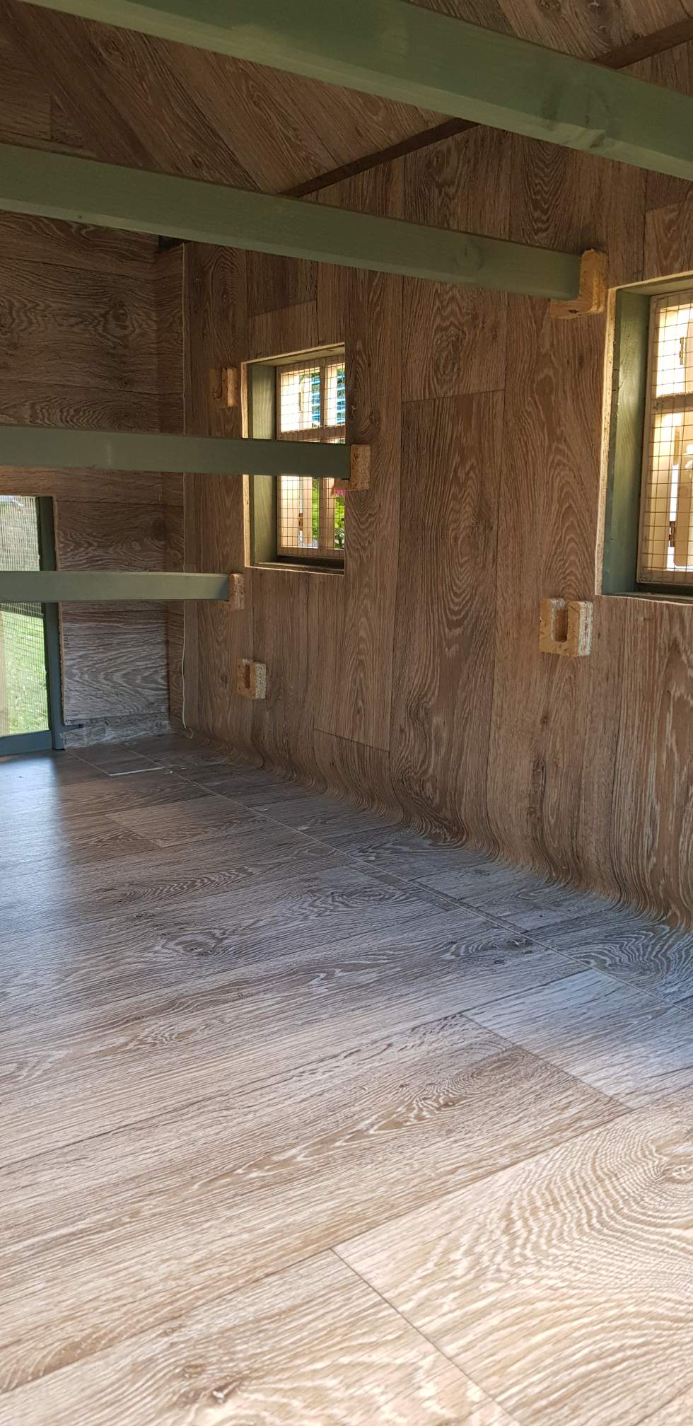 Kurnik GABI XXL ocieplony (12-16 kur) - środek linoleum