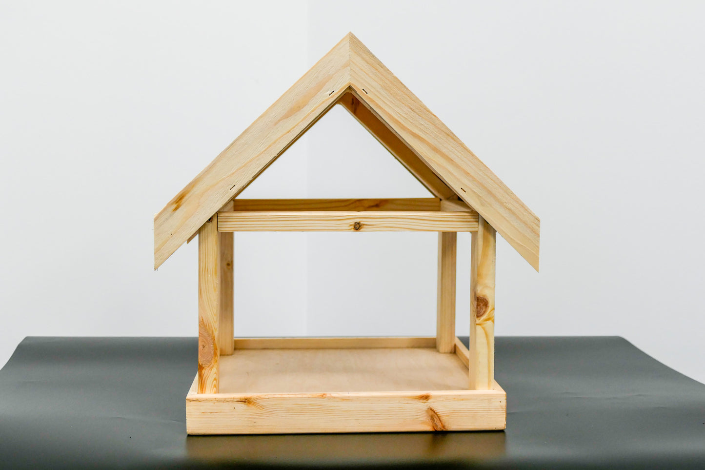 Karmnik Tommy (II) + stojak