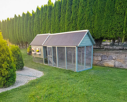 Kurnik GABI XXL ocieplony (12-16 kur) - środek linoleum