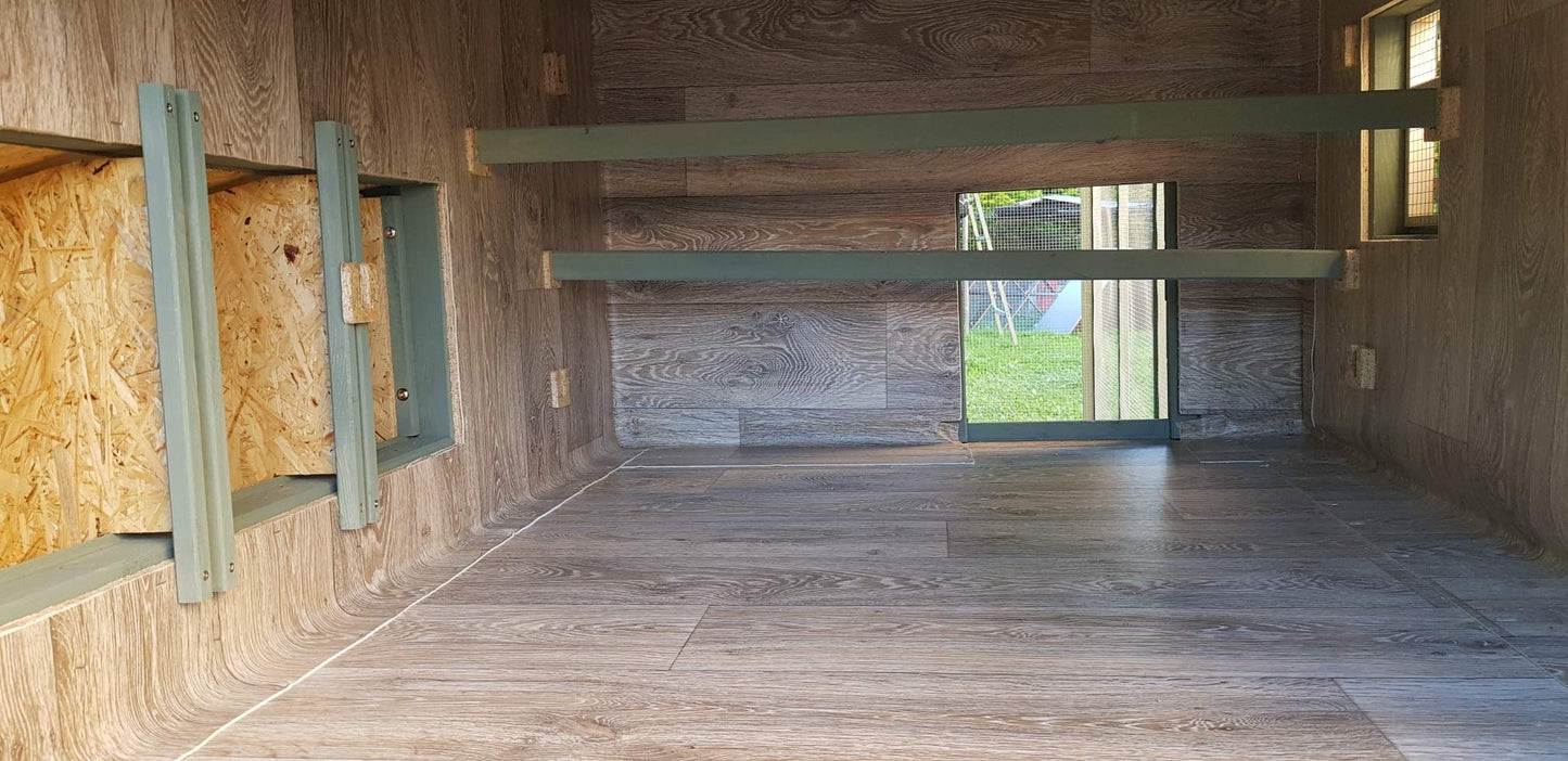 Kurnik GABI XXL ocieplony (12-16 kur) - środek linoleum